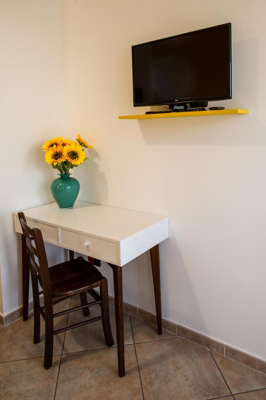 Ohana Bed And Breakfast Castellammare di Stabia Luaran gambar